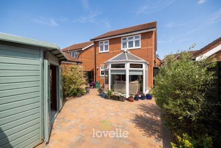 3 bedroom Detached house for sale in Arden Village, Cleethorpes, DN35