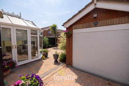 3 bedroom Detached house for sale in Arden Village, Cleethorpes, DN35