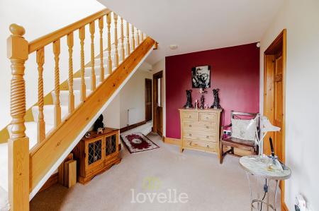 4 bedroom Detached bungalow for sale in Duckthorpe Lane, Marshchapel, DN36