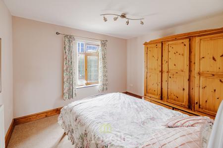 4 bedroom Detached bungalow for sale in Duckthorpe Lane, Marshchapel, DN36