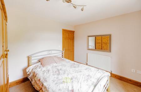 4 bedroom Detached bungalow for sale in Duckthorpe Lane, Marshchapel, DN36