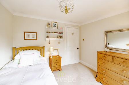 4 bedroom Detached house for sale in Cassbrook Drive, Fulstow, LN11