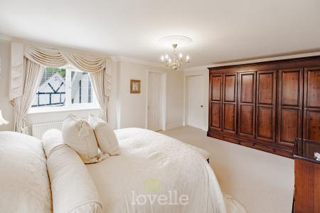4 bedroom Detached house for sale in Cassbrook Drive, Fulstow, LN11