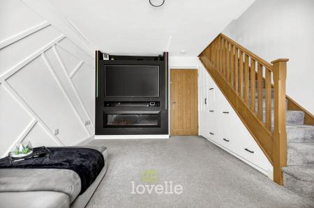 2 bedroom Terraced House for sale in Trondheim Close, New Waltham, DN36