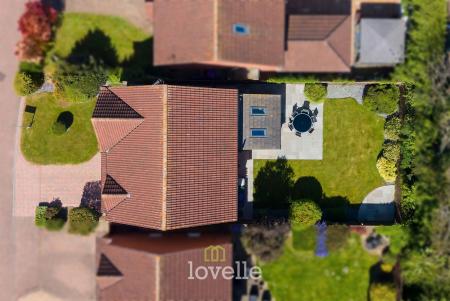 4 bedroom Detached house for sale in St. Johns Gate, Tetney, DN36