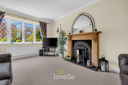 4 bedroom Detached house for sale in St. Johns Gate, Tetney, DN36
