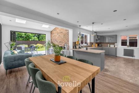4 bedroom Detached house for sale in St. Johns Gate, Tetney, DN36