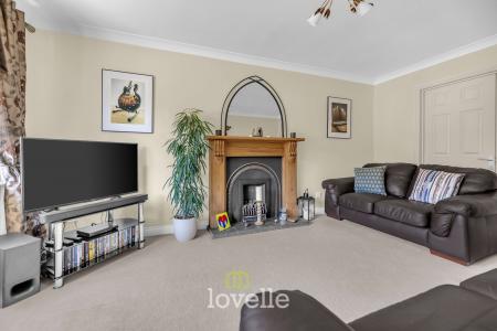 4 bedroom Detached house for sale in St. Johns Gate, Tetney, DN36