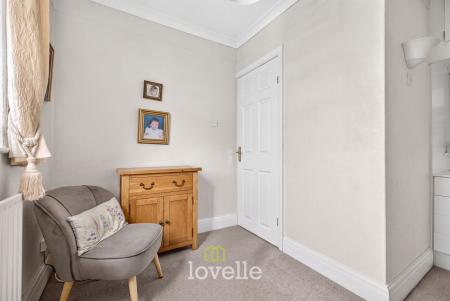 3 bedroom Terraced House for sale in Campden Crescent, Cleethorpes, DN35