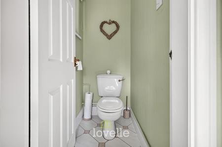 3 bedroom Terraced House for sale in Campden Crescent, Cleethorpes, DN35