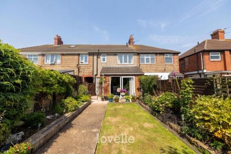 3 bedroom Terraced House for sale in Campden Crescent, Cleethorpes, DN35