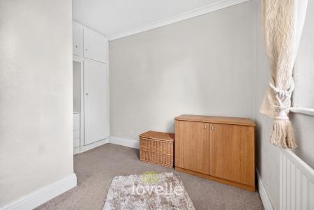 3 bedroom Terraced House for sale in Campden Crescent, Cleethorpes, DN35