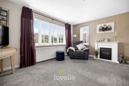 3 bedroom Detached house for sale in Northfield Close, Tetney, DN36