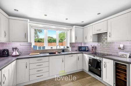 3 bedroom Detached house for sale in Northfield Close, Tetney, DN36