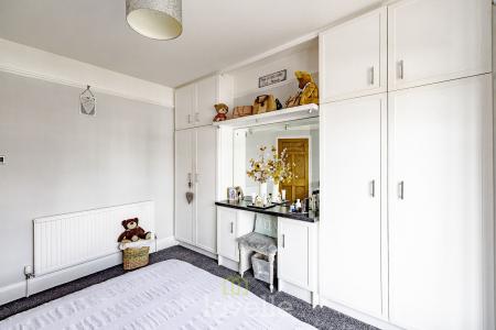 3 bedroom Semi-detached house for sale in Queens Parade, Cleethorpes, DN35