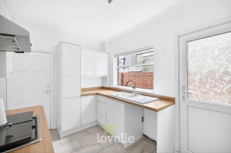 2 bedroom Terraced House for sale in Johnson Street, Cleethorpes, DN35