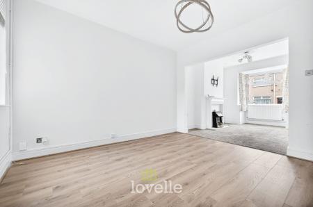2 bedroom Terraced House for sale in Johnson Street, Cleethorpes, DN35