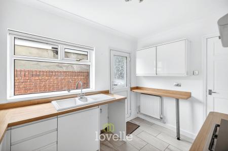 2 bedroom Terraced House for sale in Johnson Street, Cleethorpes, DN35