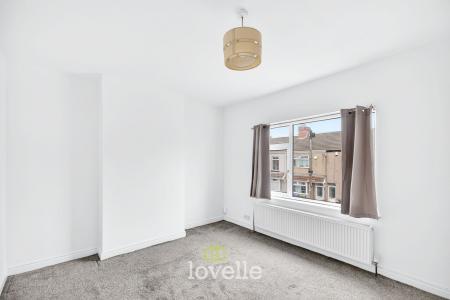 2 bedroom Terraced House for sale in Johnson Street, Cleethorpes, DN35