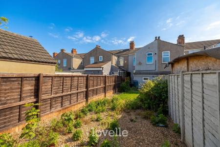 2 bedroom Terraced House for sale in Johnson Street, Cleethorpes, DN35