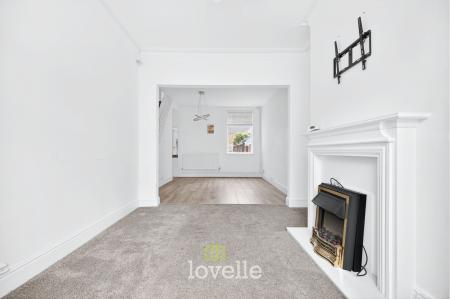 2 bedroom Terraced House for sale in Johnson Street, Cleethorpes, DN35