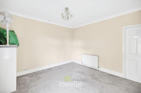 2 bedroom Terraced House for sale in Douglas Road, Cleethorpes, DN35