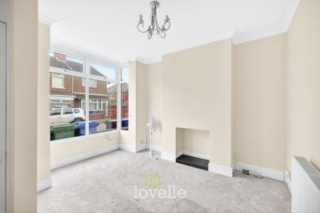 2 bedroom Terraced House for sale in Douglas Road, Cleethorpes, DN35