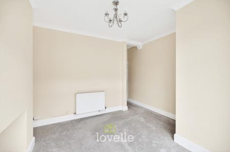 2 bedroom Terraced House for sale in Douglas Road, Cleethorpes, DN35
