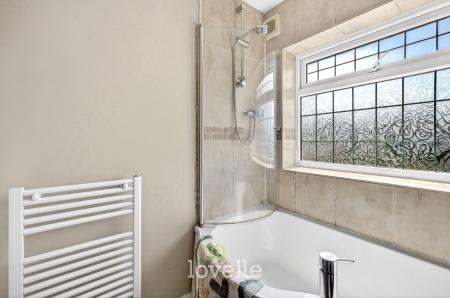 2 bedroom Terraced House for sale in Penshurst Road, Cleethorpes, DN35