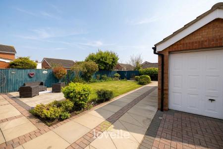 4 bedroom Detached house for sale in Berkeley Road, Cleethorpes, DN35