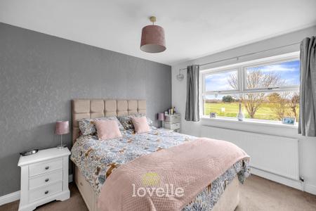 4 bedroom Detached house for sale in Berkeley Road, Cleethorpes, DN35