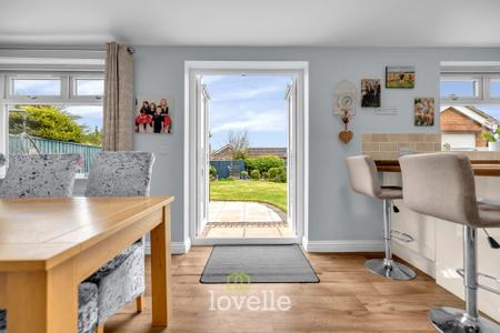 4 bedroom Detached house for sale in Berkeley Road, Cleethorpes, DN35