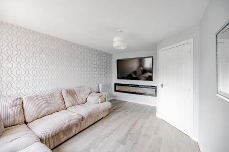 3 bedroom Semi-detached house for sale in Heathland Way, Humberston, DN36