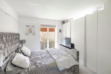 4 bedroom Detached house for sale in The Birches, Humberston, DN36