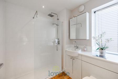 4 bedroom Detached house for sale in The Birches, Humberston, DN36