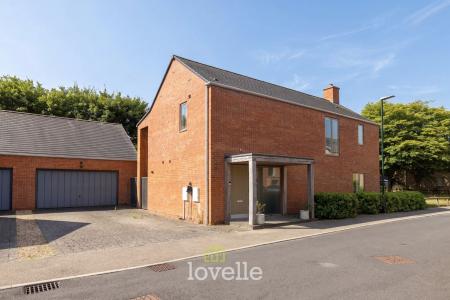 4 bedroom Detached house for sale in The Birches, Humberston, DN36