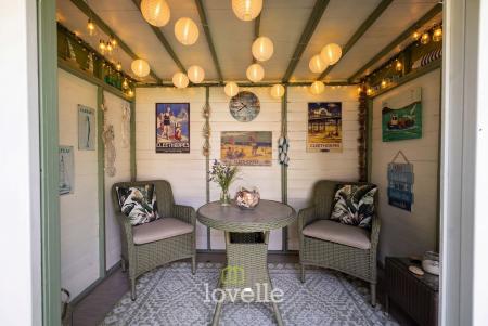 4 bedroom Detached house for sale in Main Street, Fulstow, LN11