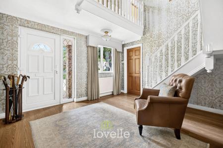 4 bedroom Detached house for sale in Main Street, Fulstow, LN11