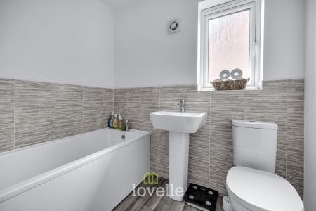 3 bedroom Detached house for sale in Parklands Avenue, Humberston, DN36