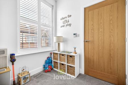 4 bedroom Detached house for sale in Mellor Way, New Waltham, DN36