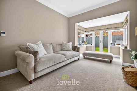 4 bedroom Detached house for sale in Mellor Way, New Waltham, DN36