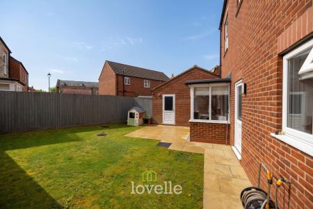 4 bedroom Detached house for sale in Mellor Way, New Waltham, DN36