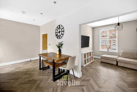 4 bedroom Detached house for sale in Mellor Way, New Waltham, DN36