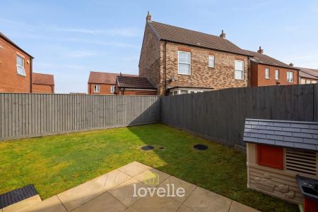 4 bedroom Detached house for sale in Mellor Way, New Waltham, DN36