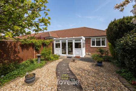 2 bedroom Terraced bungalow for sale in Barn Owl Close, Humberston, DN36