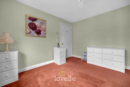 2 bedroom Terraced bungalow for sale in Barn Owl Close, Humberston, DN36