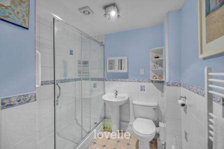 2 bedroom Terraced bungalow for sale in Barn Owl Close, Humberston, DN36