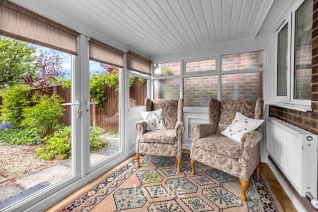2 bedroom Terraced bungalow for sale in Barn Owl Close, Humberston, DN36
