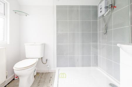 3 bedroom Semi-detached house for sale in Princes Road, Cleethorpes, DN35