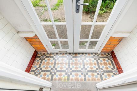 3 bedroom Semi-detached house for sale in Princes Road, Cleethorpes, DN35